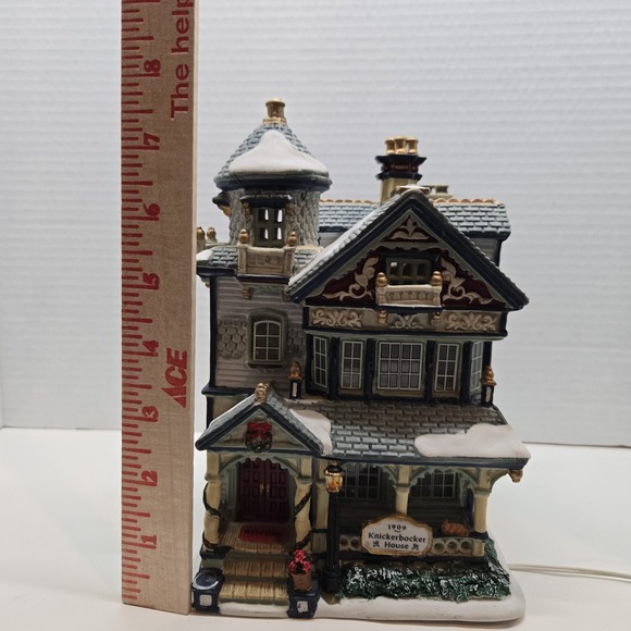 Vtg Lemax Knickerbocker House Lighted Building Christmas Village Works Read - Picture 9 of 15